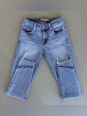 7 for All Mankind Luxe Vintage Light Wash Blue Frayed Hem Jeans Size 24